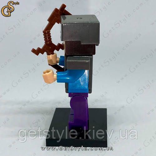 Фігурка Стів у броні з луком Майнкрафт Steve in armor Minecraft 4.5 см 4003 фото